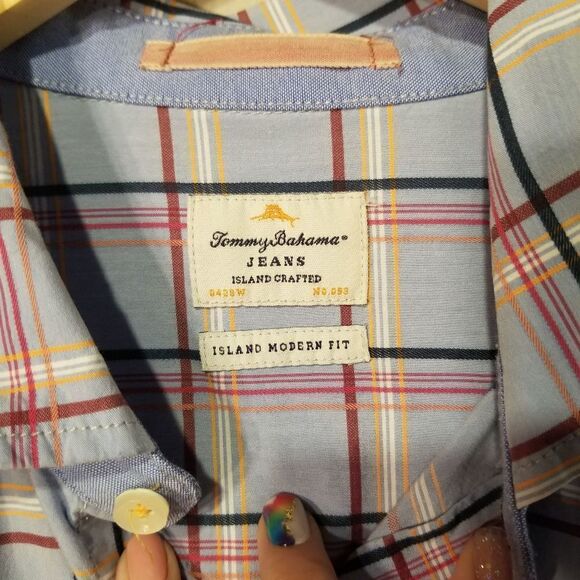 Tommy Bahama Blue Plaid Button Down M - Picture 2 of 9